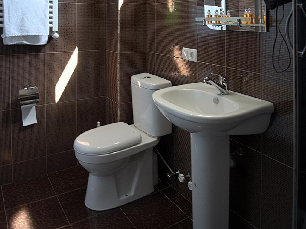 Hotel Tbilisi Garden Δωμάτιο φωτογραφία